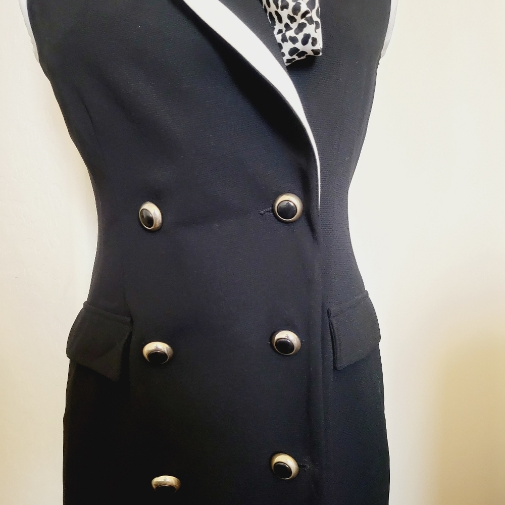 Dress - Picture 2 of 2